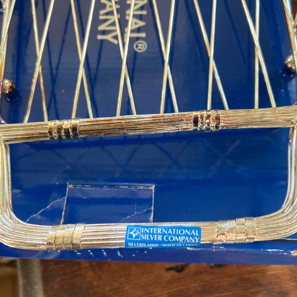 NIB International Silver serving tray with liner - Picture 7 of 10